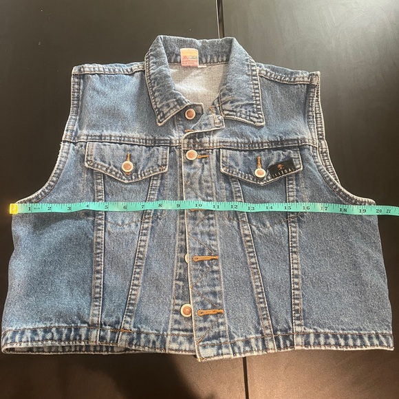 Vintage Denim Jean Vest ILLEGAL Skull Star Retro 80s Moto Jacket Biker Punk Goth - Picture 3 of 10